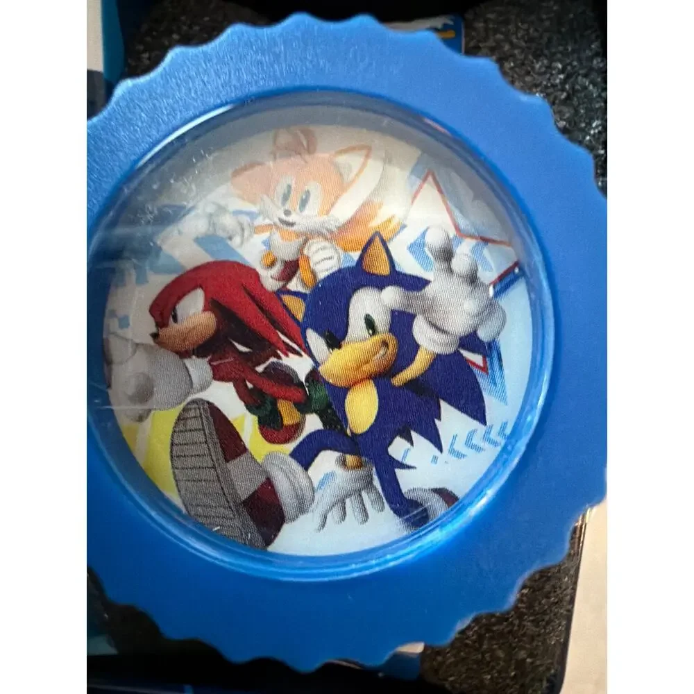 Accutime Sonic The Hedgehog Kids Flashing LCD Digital Watch Blue w/ Tin NEW